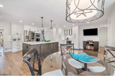 5 Sherwood Dr, Watchung, NJ 07069 - Photo 8