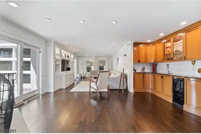 5 Sherwood Dr, Watchung, NJ 07069 - Photo 4