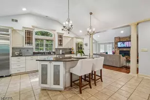 2 Briarwood Dr, Millburn Twp., NJ 07078 - Photo 14