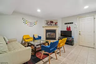 2 Briarwood Dr, Millburn Twp., NJ 07078 - Photo 40