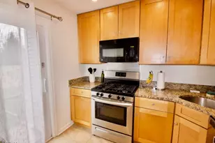 78 Woodward Ln, Bernards Township, NJ 07920 - Photo 2