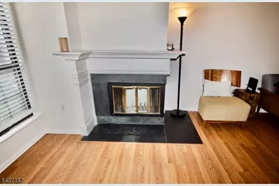 78 Woodward Ln, Bernards Township, NJ 07920 - Photo 2
