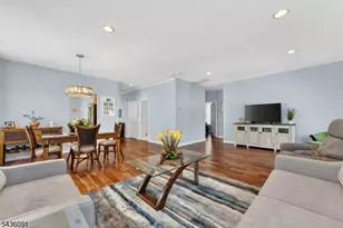 32 Benjamin St, Franklin Township, NJ 08873 - Photo 1