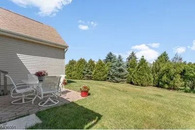 32 Benjamin St, Franklin Township, NJ 08873 - Photo 28