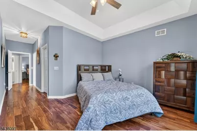 32 Benjamin St, Franklin Township, NJ 08873 - Photo 18