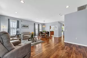 32 Benjamin St, Franklin Township, NJ 08873 - Photo 14