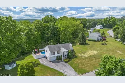 6 Southfield Dr, Wantage, NJ 07461 - Photo 4