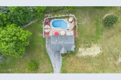 6 Southfield Dr, Wantage, NJ 07461 - Photo 2