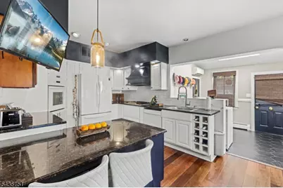 126 E Union St, Burlington City, NJ 08016 - Photo 8