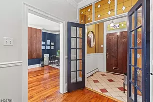 126 E Union St, Burlington City, NJ 08016 - Photo 2