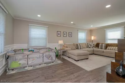 60 Midvale Ln, Willingboro Twp., NJ 08046 - Photo 2