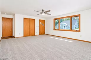 27 Phoenix Ave, Edison, NJ 08837 - Photo 6