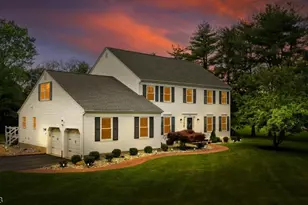 77 Ridgeview Dr, Montgomery Township, NJ 08502 - Photo 2