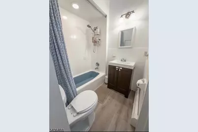 222 E Henry St, Linden, NJ 07036 - Photo 8