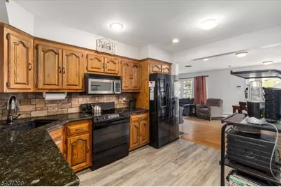 245 Barnert Ave, Totowa, NJ 07512 - Photo 8