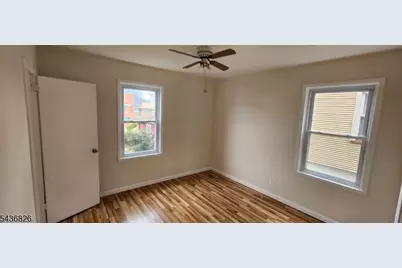 102 Beaumont Pl #1, Newark, NJ 07104 - Photo 4