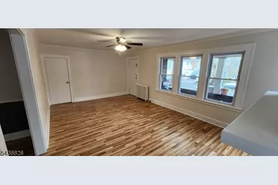 102 Beaumont Pl #1, Newark, NJ 07104 - Photo 12