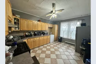 163 W 24th St, Bayonne, NJ 07002 - Photo 4