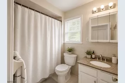 46 Goble St, Newark, NJ 07114 - Photo 14