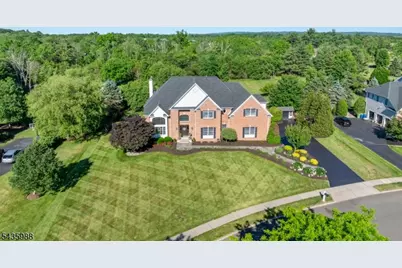 35 Titus Rd, Montgomery Township, NJ 08558 - Photo 2