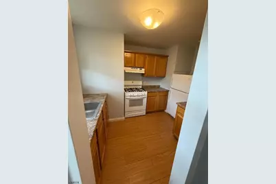 160 Gordonhurst Ave #J2, Montclair, NJ 07043 - Photo 1