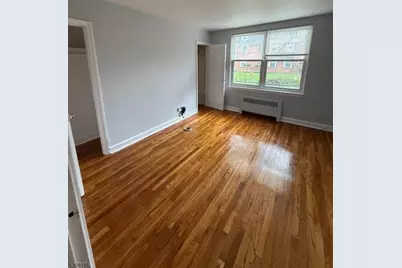 168 Gordonhurst Ave #J2, Montclair, NJ 07043 - Photo 8