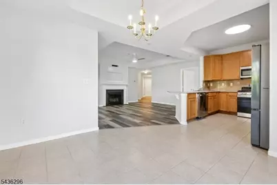 9104 Ravenscroft Rd, Clifton, NJ 07013 - Photo 18