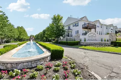9104 Ravenscroft Rd, Clifton, NJ 07013 - Photo 2