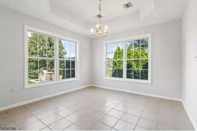 9104 Ravenscroft Rd, Clifton, NJ 07013 - Photo 16
