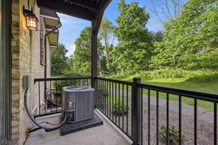 1403 Normandy Ct, Raritan Township, NJ 08822 - Photo 28