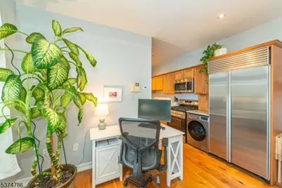 276 Chestnut St #1-G, Nutley, NJ 07110 - Photo 10