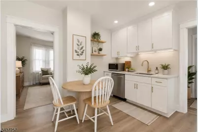 27 Belmont Ave, Dover, NJ 07801 - Photo 8