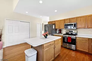 13 Fairchild Ln, Wantage, NJ 07461 - Photo 8