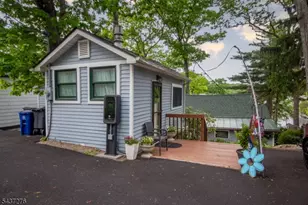 70 S Shore Rd, Byram Township, NJ 07821 - Photo 24