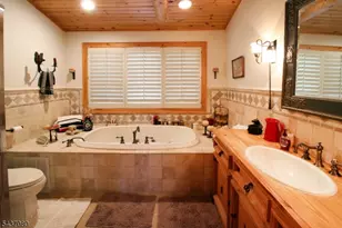 31 Kent Rd, Hampton Township, NJ 07860 - Photo 20