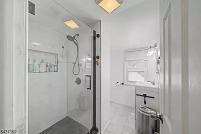 2254 Halsey St, Union Township, NJ 07083 - Photo 8