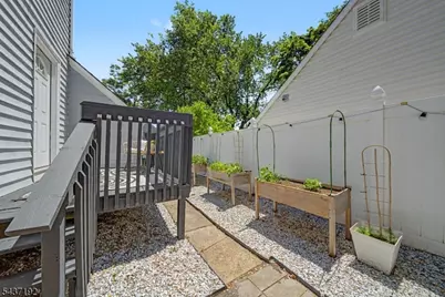 2254 Halsey St, Union Township, NJ 07083 - Photo 24