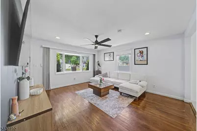 2254 Halsey St, Union Township, NJ 07083 - Photo 6