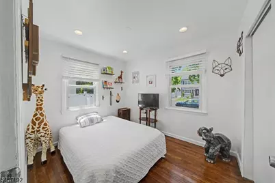 2254 Halsey St, Union Township, NJ 07083 - Photo 10