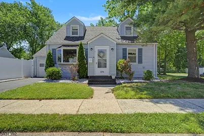 2254 Halsey St, Union Township, NJ 07083 - Photo 2