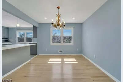 162 Grove Ave, Verona, NJ 07044 - Photo 4