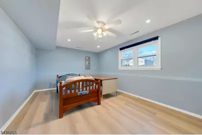 162 Grove Ave, Verona, NJ 07044 - Photo 18