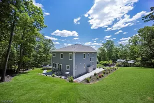 518-520 Cardinal Ln, Green Brook Township, NJ 08812 - Photo 28