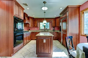 11 Yellow Brick Rd, Wayne Twp., NJ 07470 - Photo 12