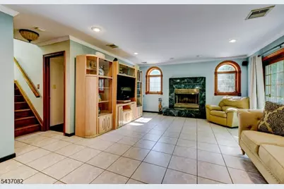 11 Yellow Brick Rd, Wayne, NJ 07470 - Photo 30