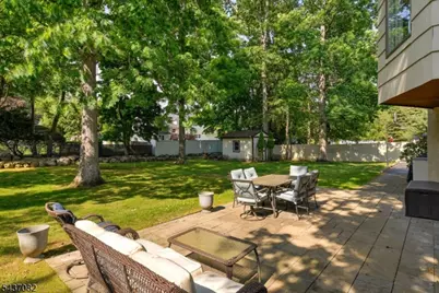 11 Yellow Brick Rd, Wayne, NJ 07470 - Photo 40