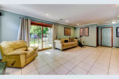 11 Yellow Brick Rd, Wayne, NJ 07470 - Photo 32