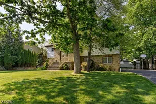 11 Yellow Brick Rd, Wayne Twp., NJ 07470 - Photo 2