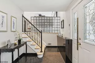 118 Byrd Ave, Bloomfield, NJ 07003 - Photo 2