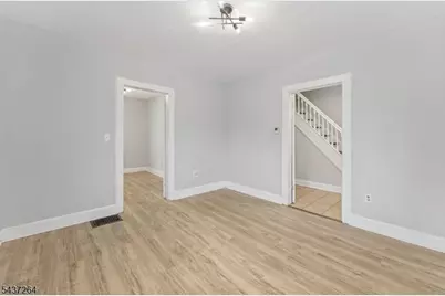 835 E 2nd St, Plainfield, NJ 07062 - Photo 6